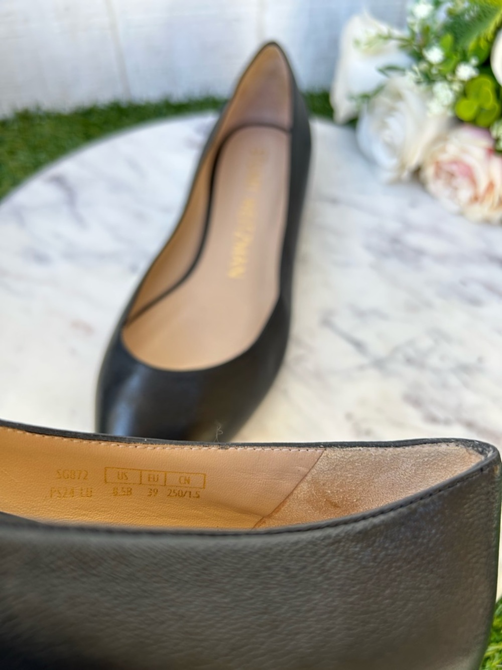 Stuart Weitzman Emilia Pointed Toe Flat Women Black Leather size 8.5 new - Picture 13 of 16